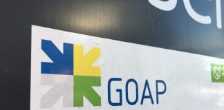Logo GOAP na pojemniku na odpady zielone